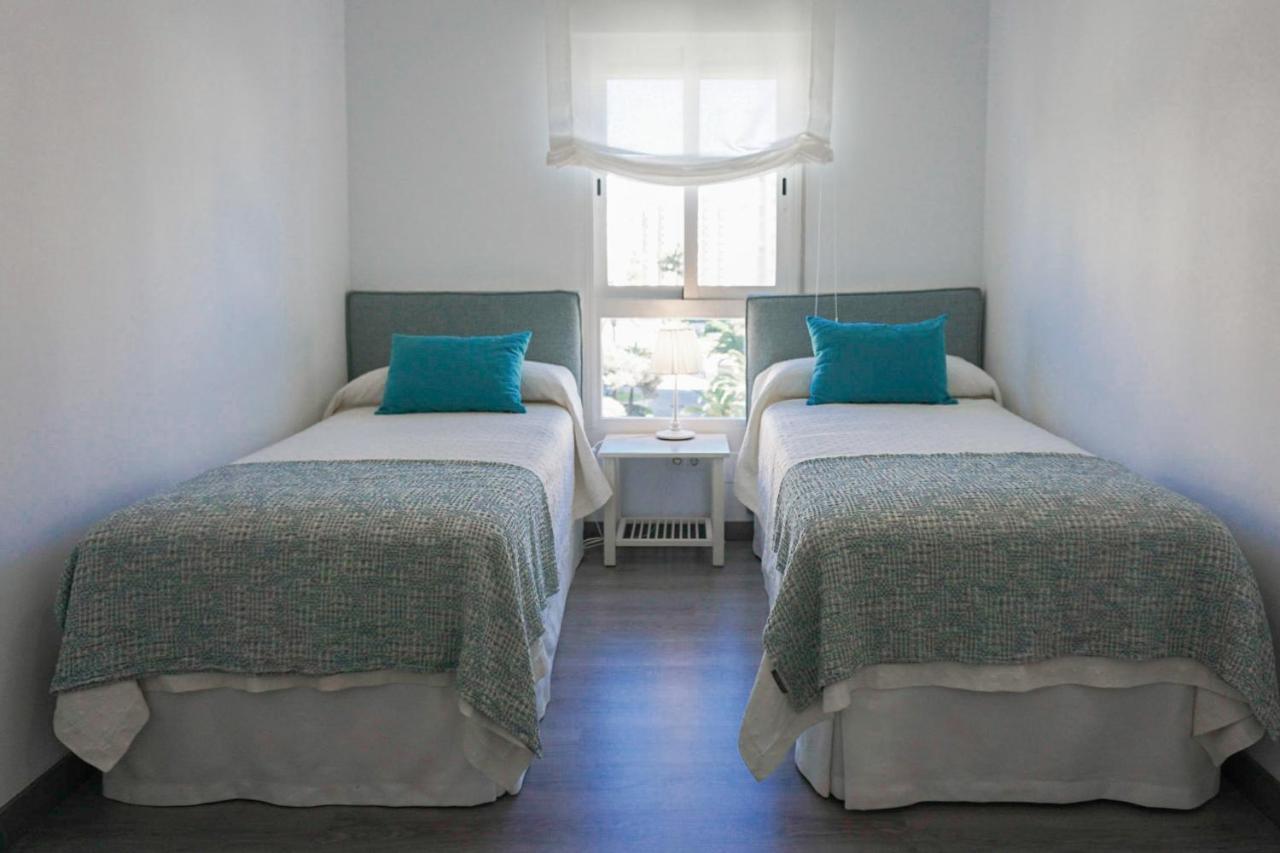 Wintowinrentals Amazing Apartment With Sea View Малага Экстерьер фото
